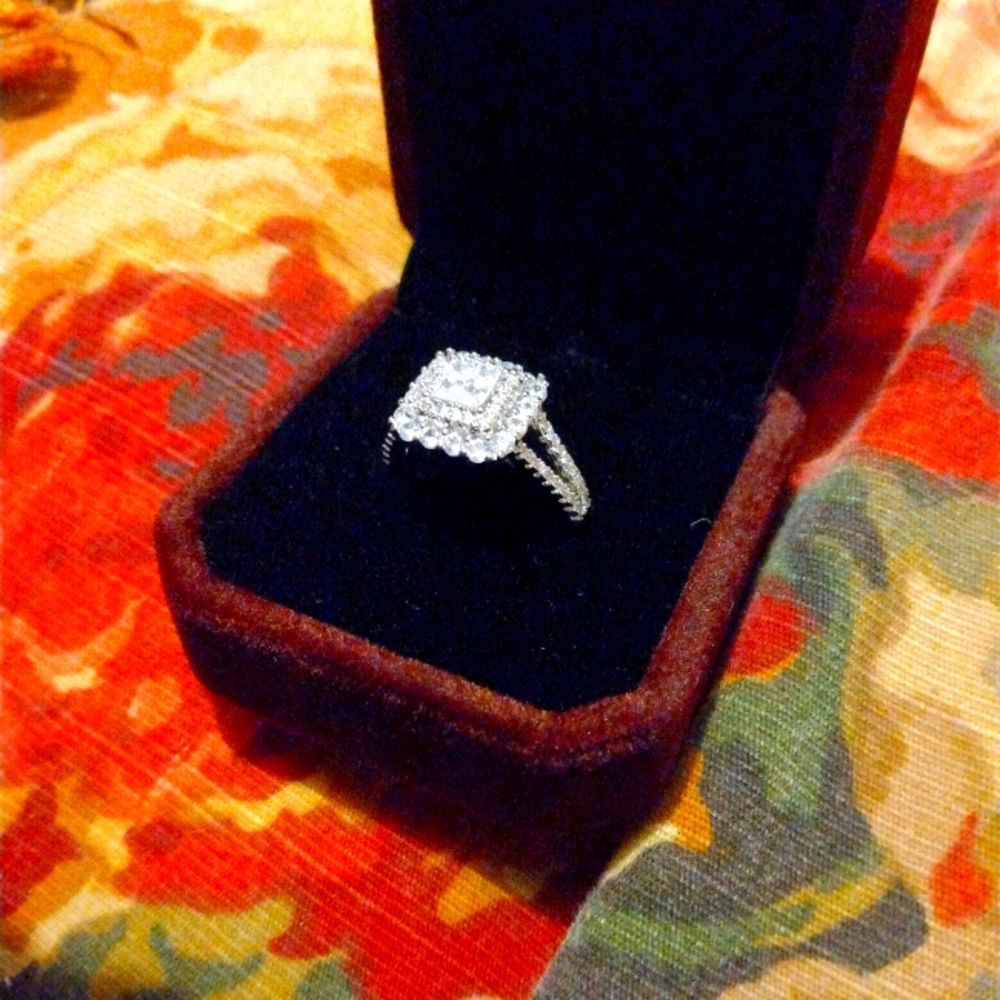 Stunning halo princess diamond ring silver 925